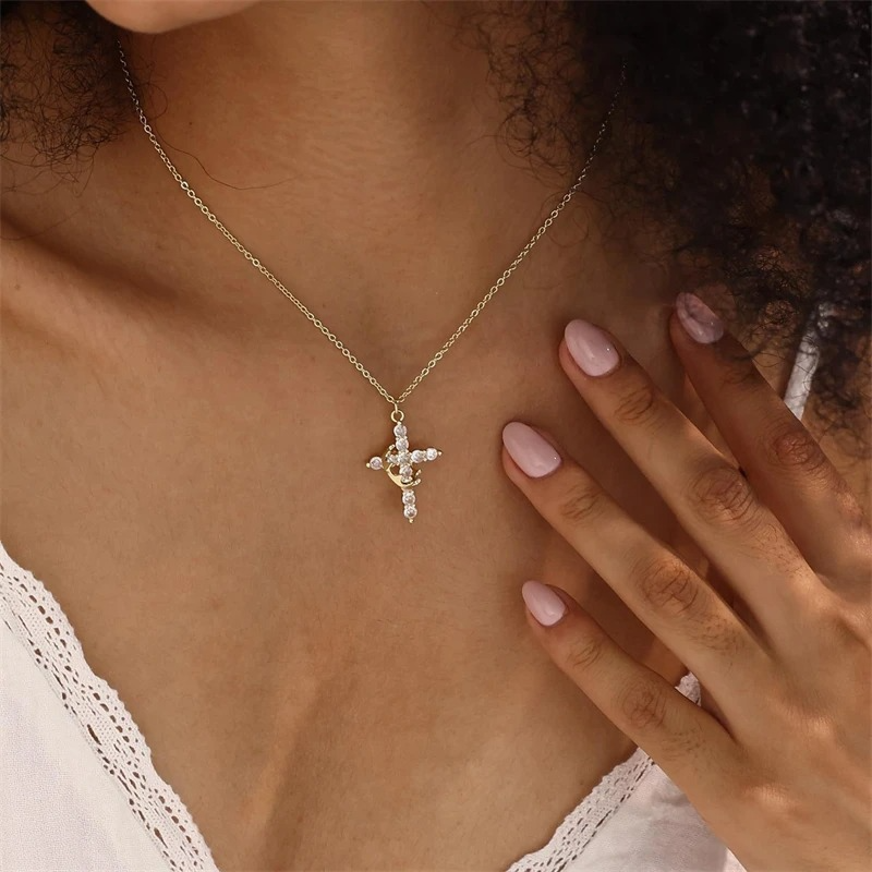 Jetu Cross Necklace